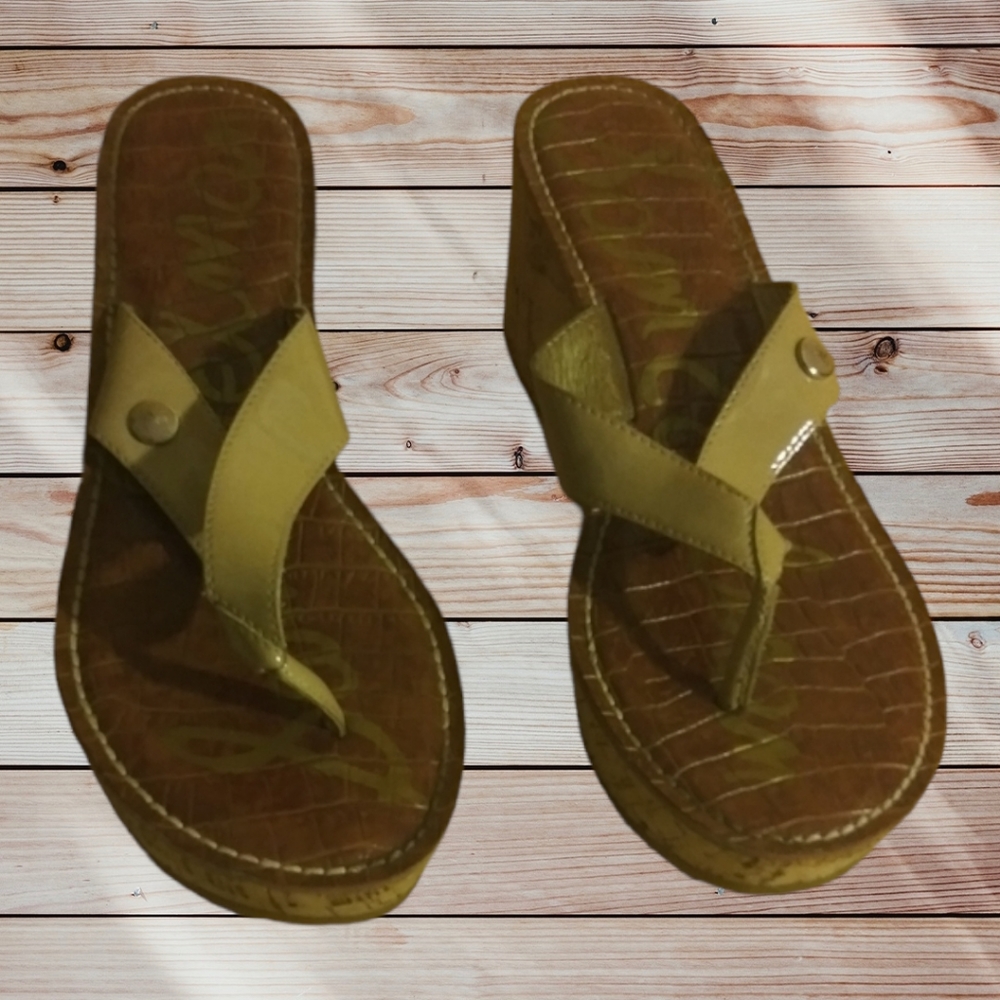 Sam Edelman Thong Sandle Wedge Size 8.5 Excellent Condition
